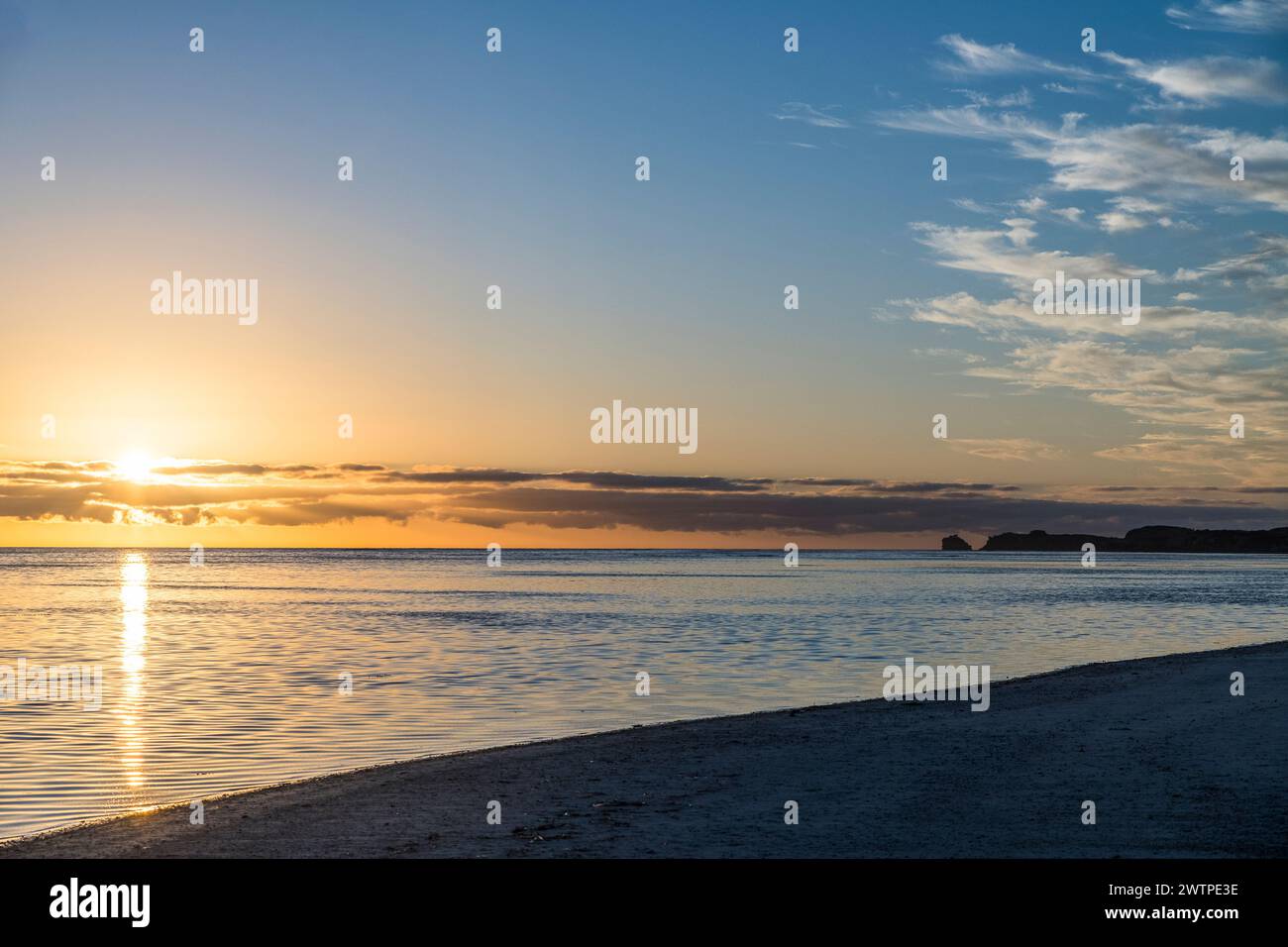 Sonnenuntergang über der Meeresküste in Port MacDonnell Stockfoto