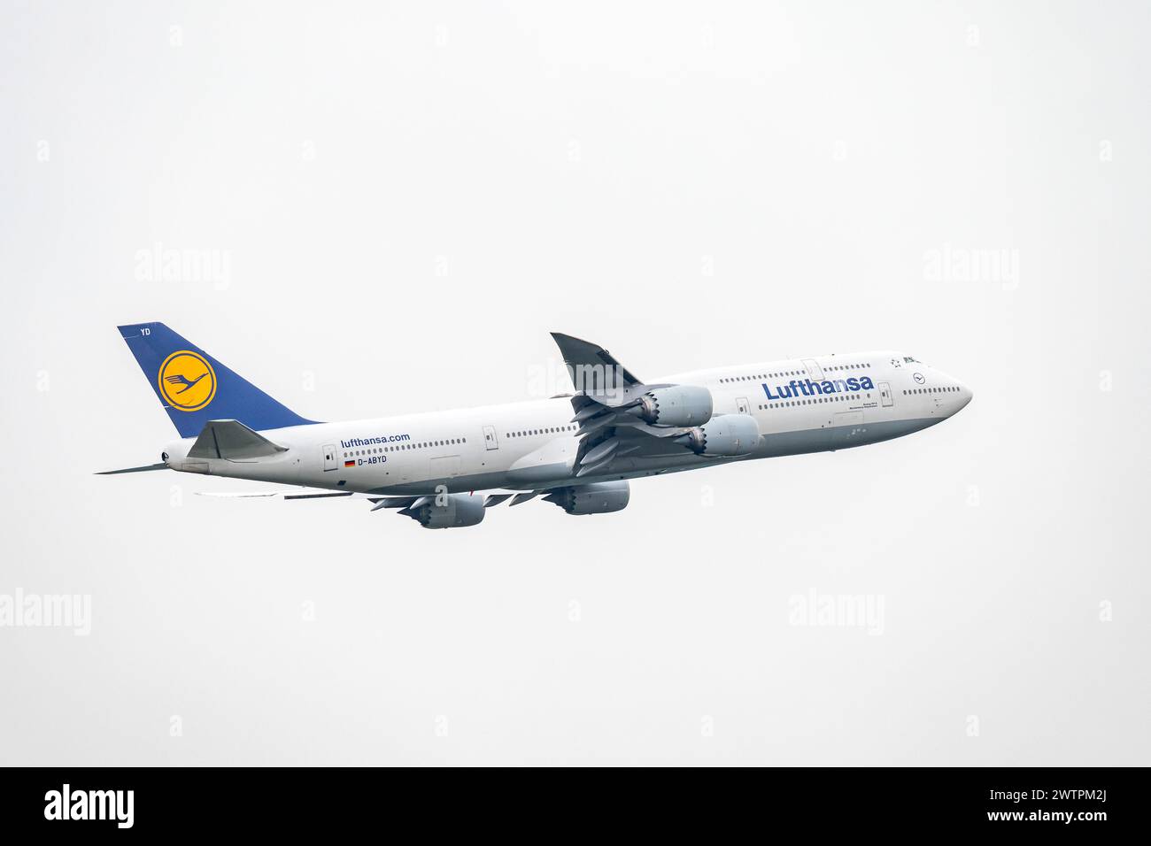 Frankfurt Deutschland 11.08.19 Lufthansa Boeing 747-830 - B748 Abfahrt am Flughafen Fraport D-ABYD. Stockfoto