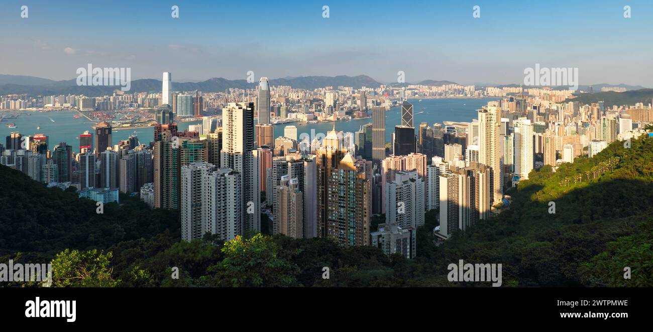 Hongkong am Tag, Skyline von China - Luftaufnahme Stockfoto