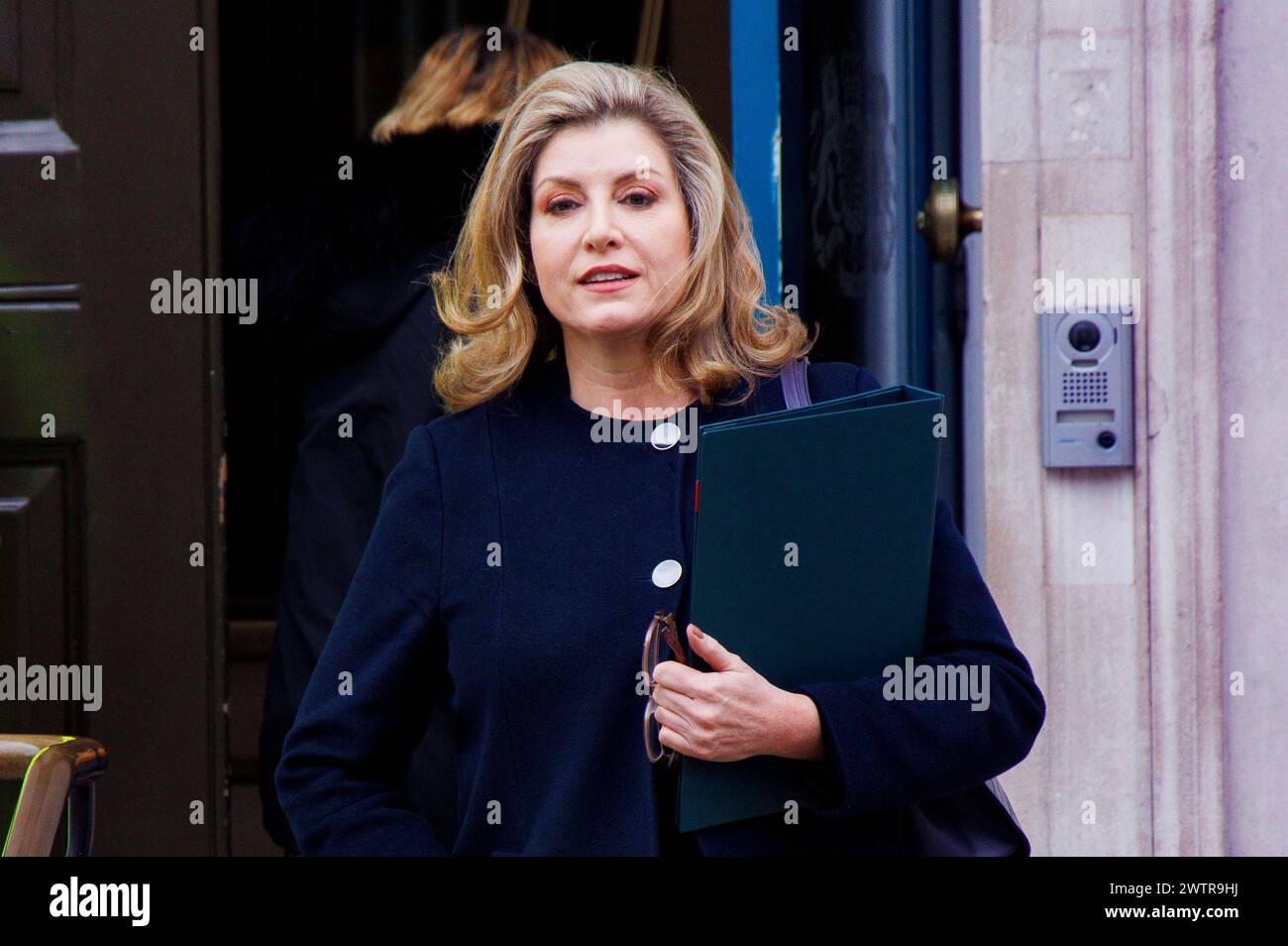 London, Großbritannien. März 2024. Penny Mordaunt, Lord President of the Council, Leader of the House of Commons, verlässt das Kabinettsbüro. Quelle: Mark Thomas/Alamy Live News Stockfoto