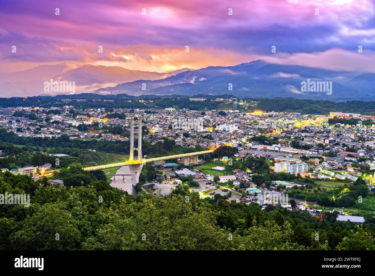 Chichibu, Saitama, japanische Skyline bei Sonnenaufgang. Stockfoto