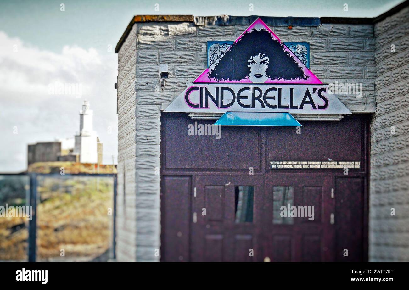 Cinderellas Nachtclub (später Pier Nachtclub), der am Ende der inzwischen berüchtigten Mumbles Mile in der Nähe von Swansea lag. Stockfoto