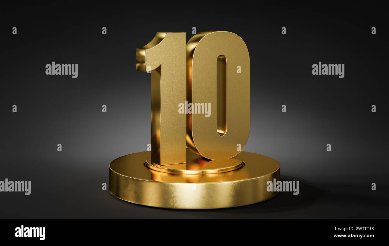Die Zahl 10 auf einem Sockel/Podium in goldener Farbe vor dunklem Hintergrund mit Spotlicht. Stockfoto