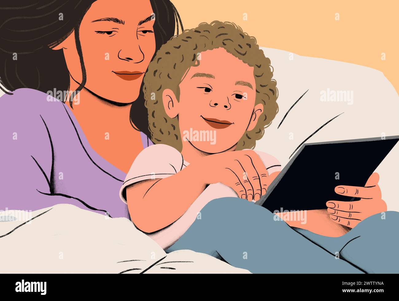 Ein gemütlicher Moment, in dem eine Mutter ihrem Kind auf einem Tablet vorliest. Stockfoto