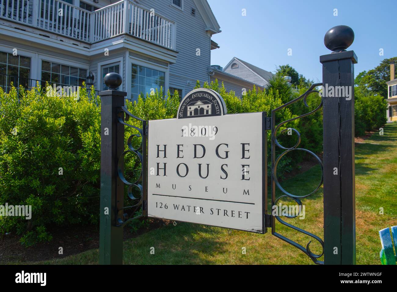 Das Plymouth Antiquarian House aka Hedge House wurde 1809 für William Hammatt erbaut. Das Haus befindet sich an der 126 Water Street im historischen Stadtzentrum von Stockfoto