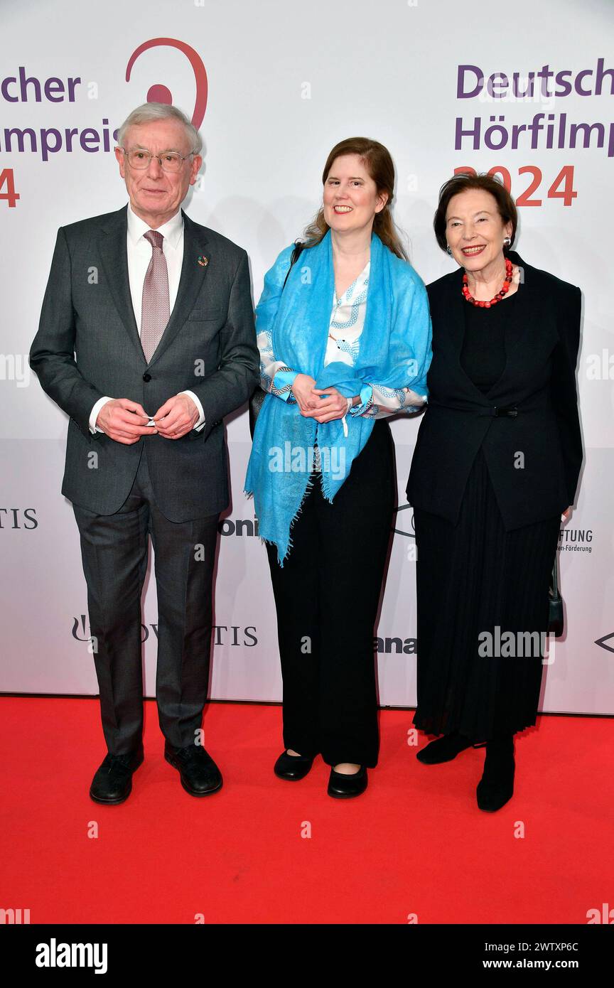Horst Köhler mit Ehefrau Eva Luise Köhler und Tochter Ulrike Köhler bei ...