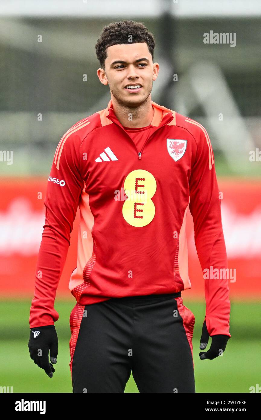 Brennan Johnson aus Wales während der offenen Schulung in Wales im Vale Resort Training Complex, Hensol, Großbritannien, 20. März 2024 (Foto: Craig Thomas/News Images) Stockfoto