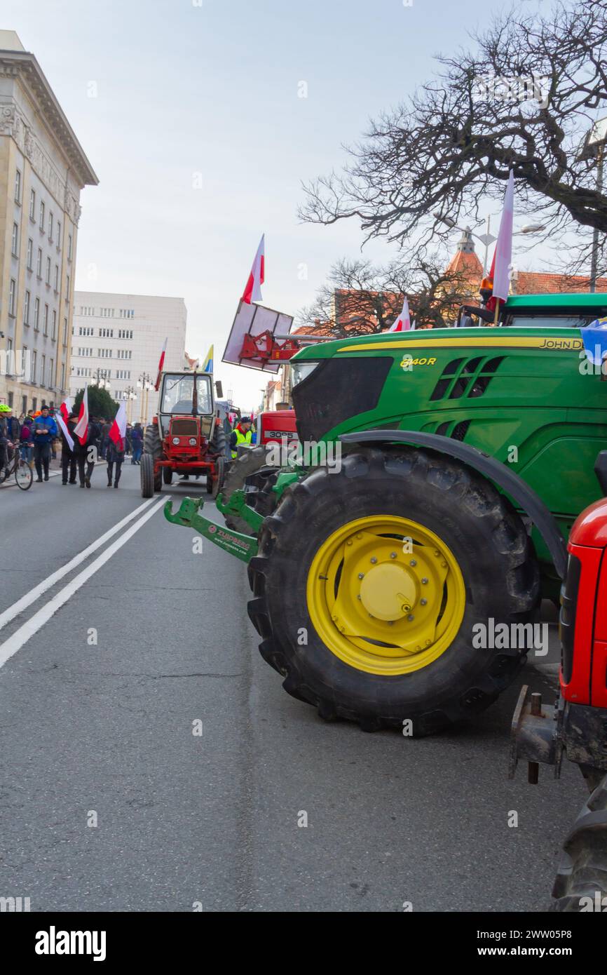 Bauernprotest. Kattowitz, Schlesien, Polen, 20. März 2024. Polnische Bauern blockieren die Straßen in der Nähe des Provinzbüros. Stockfoto