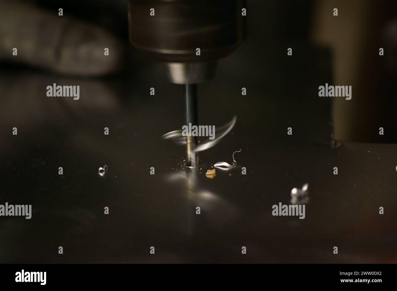 Auswahl an traditionellen Handwerkzeugen für die Automobilindustrie Stockfoto
