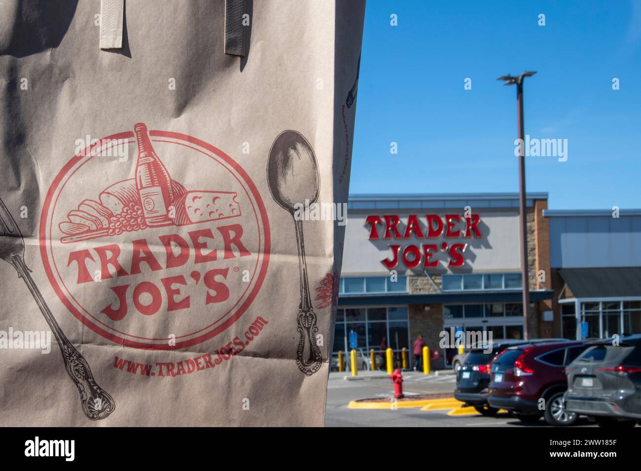 Shoreview, Minnesota. Trader Joe's, eine amerikanische Lebensmittelkette, verfügt nicht über Verkäufe, Coupons, Treueprogramme oder Mitgliedskarten. Es hat Goo Stockfoto