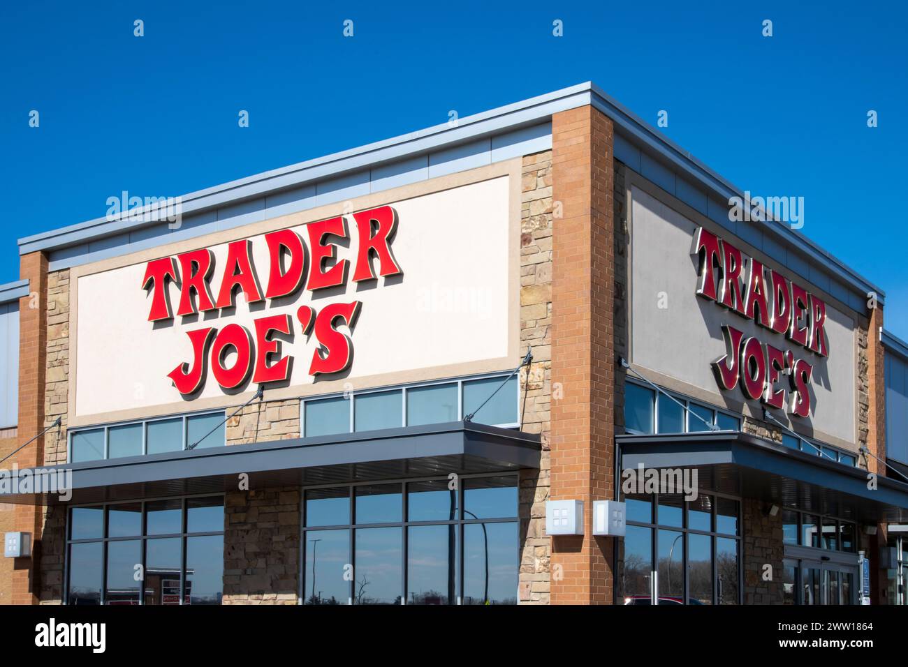 Shoreview, Minnesota. Trader Joe's, eine amerikanische Lebensmittelkette, verfügt nicht über Verkäufe, Coupons, Treueprogramme oder Mitgliedskarten. Es hat Goo Stockfoto