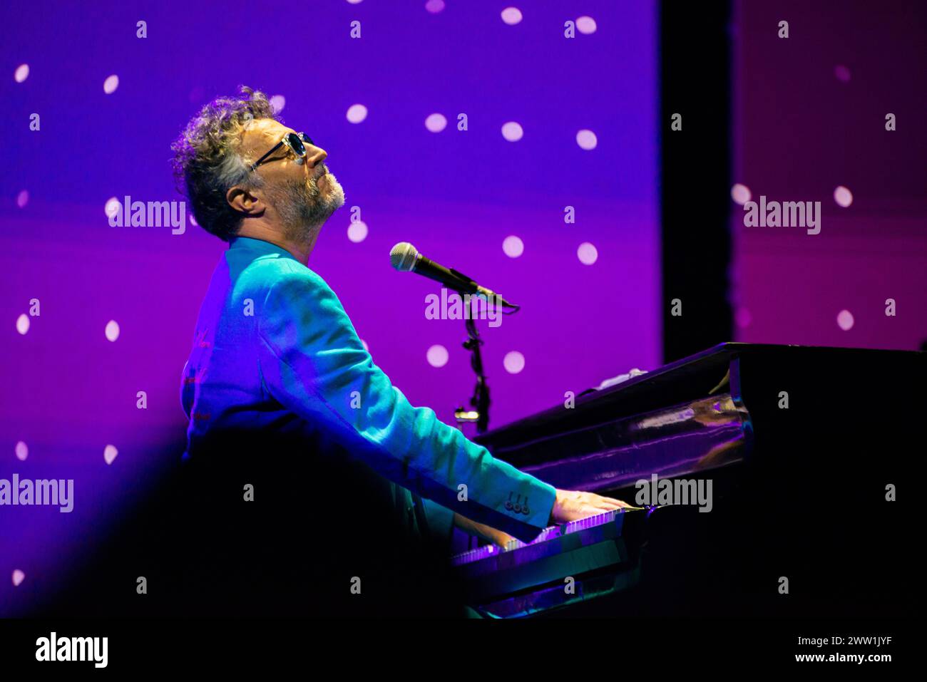 Fito Paez spielte seine Musik während einer Show von „Amor 30 años despues del amor Tour“. Stockfoto