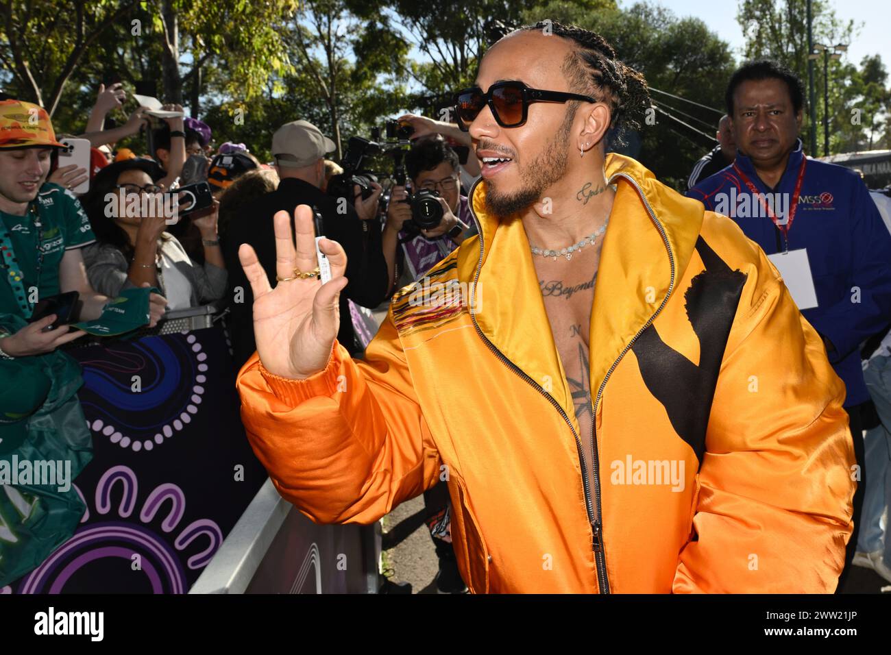 MELBOURNE, AUSTRALIEN 21. März 2024. Im Bild: 44 Lewis Hamilton (GBR) Mercedes-AMG Petronas F1 Team beim Melbourne Walk beim FIA Formel 1 Rolex Australian Grand Prix 2024 3. Runde vom 22. Bis 24. März auf dem Albert Park Street Circuit in Melbourne, Australien. Quelle: Karl Phillipson/Alamy Live News Stockfoto