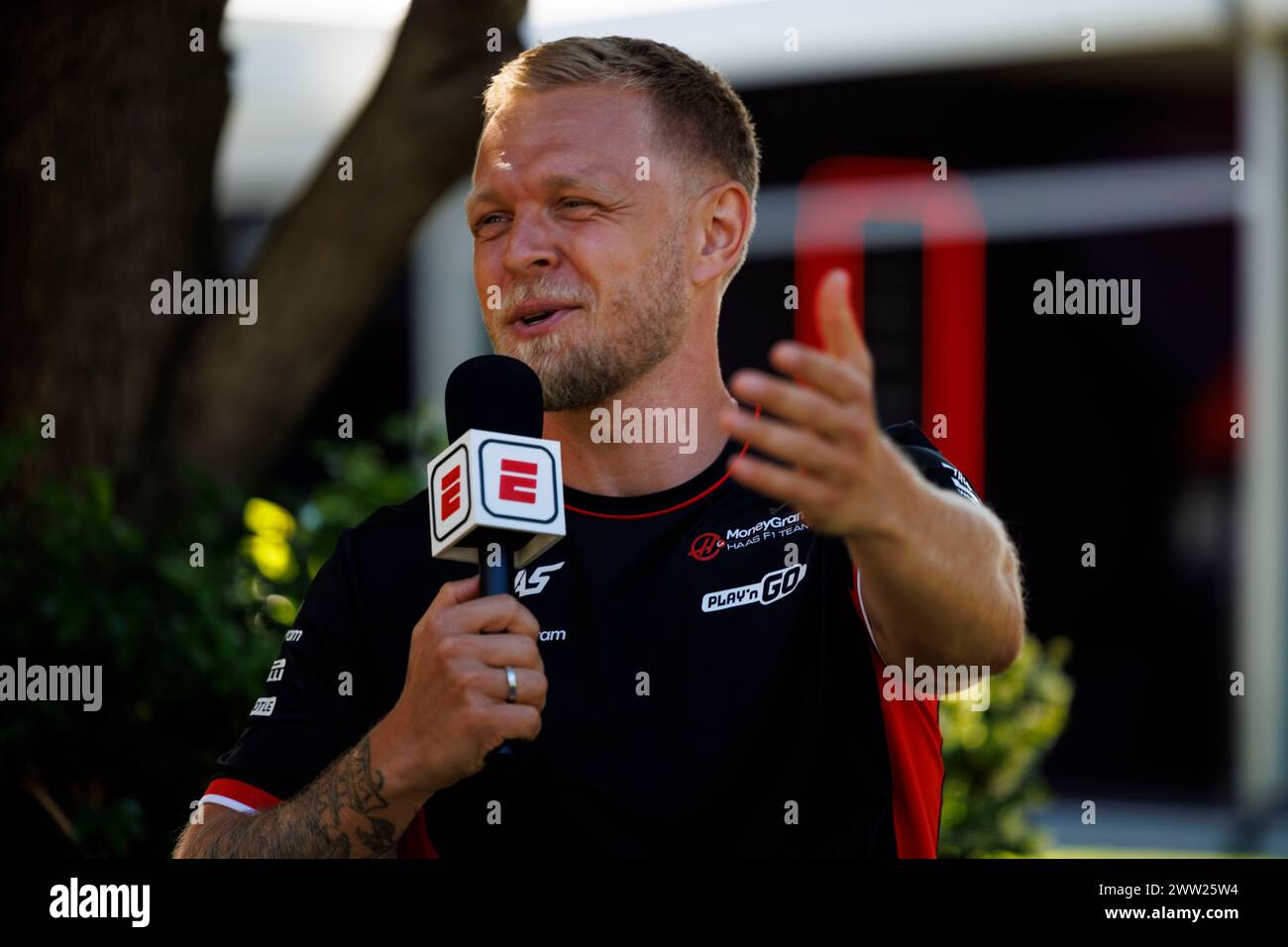 21. März 2024: Melbourne Grand Prix Circuit, Melbourne, Victoria, Australien; Australian Formula 1 Grand Prix: Ankunft und Inspektionstag: Nummer 20 MoneyGram Haas Fahrer Kevin Magnussen in der australischen Formel 1 Stockfoto