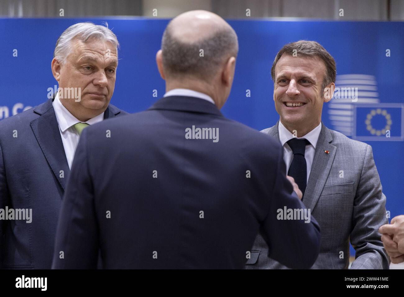 Brüssel, Belgien März 2024. Ungarischer Premierminister Viktor Orban, Bundeskanzler Olaf Scholz und Frankreichs Staatspräsident Emmanuel Macron auf dem Gipfeltreffen des Europäischen rates am Donnerstag, den 21. März 2024 in Brüssel. BELGA FOTO NICOLAS MAETERLINCK Credit: Belga News Agency/Alamy Live News Stockfoto