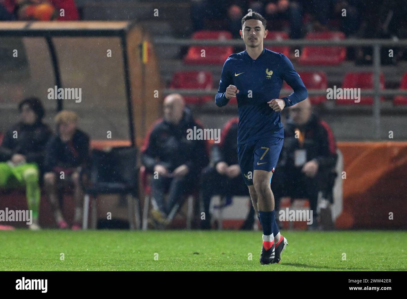 Mayssam Benama (7) aus Frankreich, dargestellt während eines Fußballspiels zwischen den U19-Nationalmannschaften Frankreichs und Belgiens am 1. Spieltag in der Gruppe 2 der UEFA-U19-Elite-Runde am Donnerstag, den 20. März 2024 in Assen , Niederlande . FOTO SPORTPIX | David Catry Stockfoto