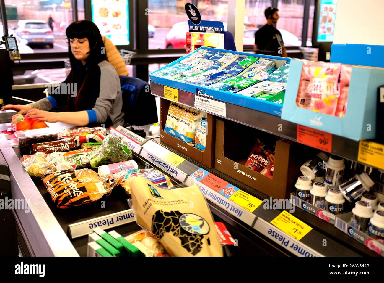 Kassenschalter des aldi-Supermarktes in ramsgate Town, East kent, großbritannien, märz 2024 Stockfoto
