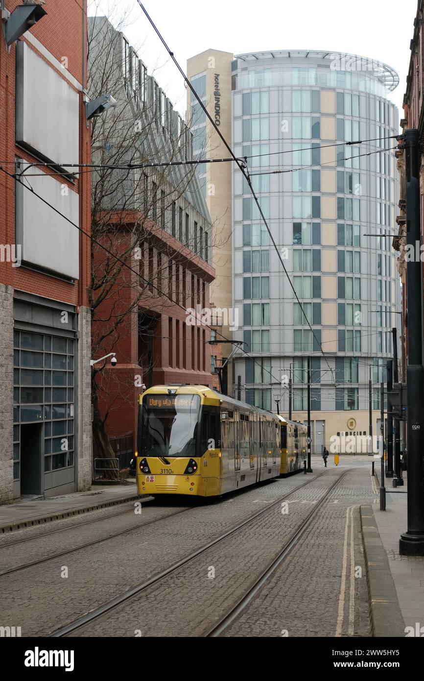 Be Network Tram in Manchester auf der Balloon Street, Richtung Bahnhof Manchester Victoria Stockfoto