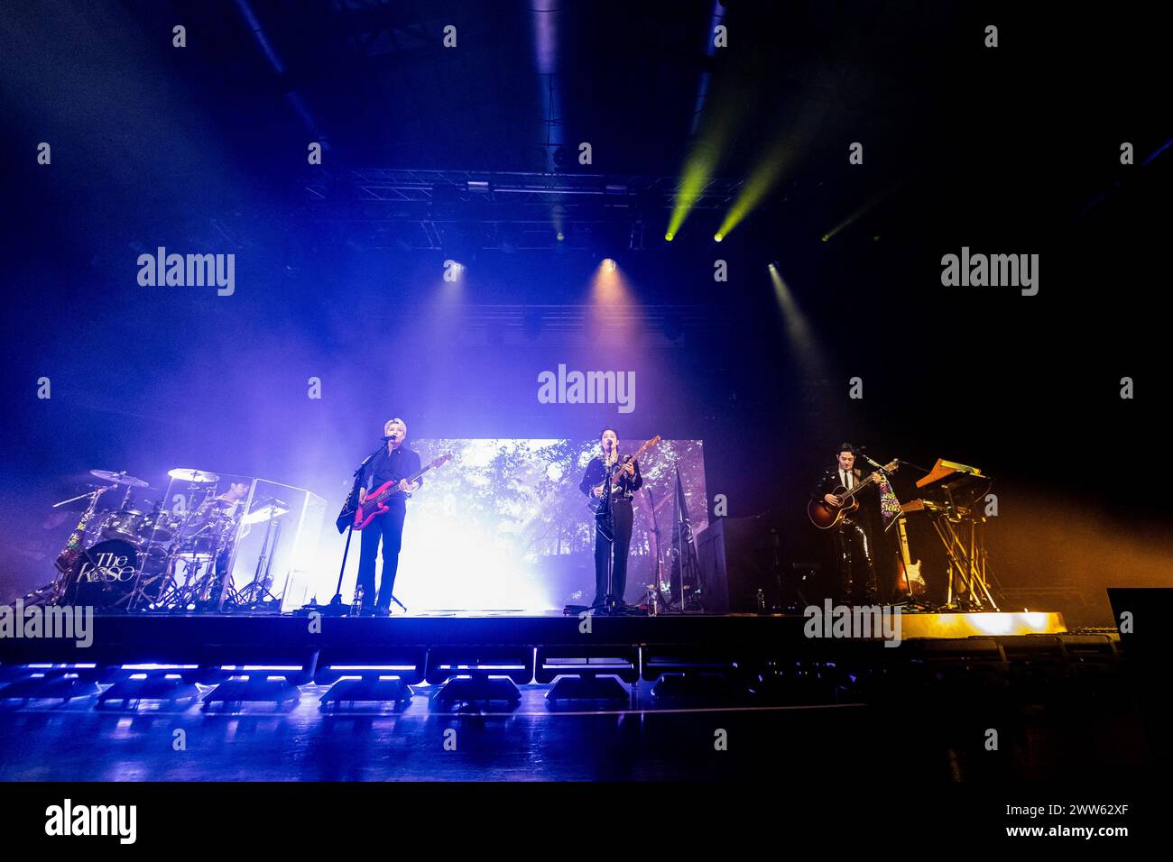 Mailand, Italien. März 2024. (L-R) Lee Ha-joon, bekannt als Hajoon, Lee Jae-hyeong, bekannt als Jaehyeong, Kim Woo-sung, bekannt als Woosung und Park Do-joon, bekannt als Dojoon von der südkoreanischen Indie-Rock-Band The Rose treten live im Alcatraz in Mailand auf. Quelle: SOPA Images Limited/Alamy Live News Stockfoto