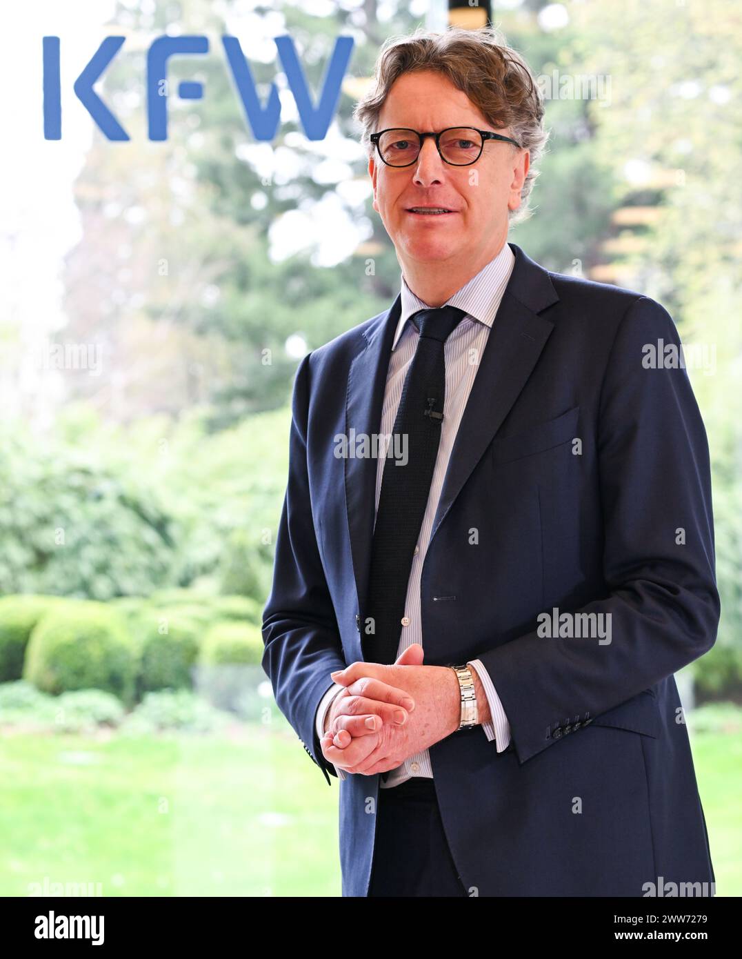 22. März 2024, Hessen, Frankfurt/Main: Stefan Wintels, Vorstandsvorsitzender der KfW-Gruppe, nimmt an der Pressekonferenz der Förderbank zum Jahresabschluss Teil. Die staatliche Förderbank hat ihre Bilanz für das abgelaufene Geschäftsjahr 2023 vorgelegt. Foto: Arne Dedert/dpa Stockfoto