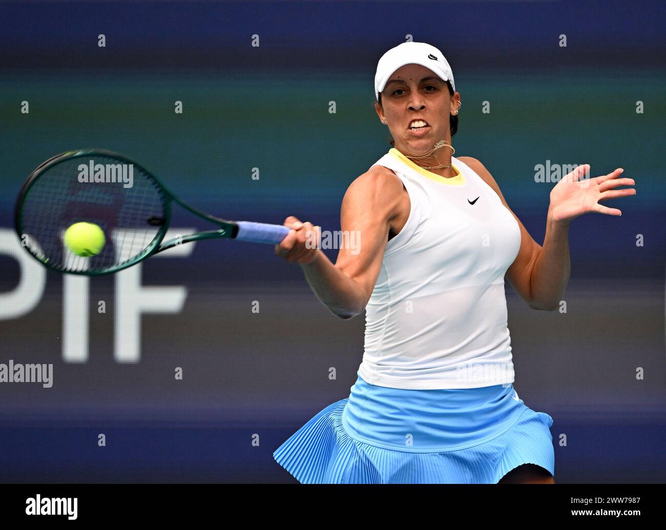 Miami Gardens FL, USA. März 2024. Madison Keys gegen Diana Shnaider bei den Miami Open im Hard Rock Stadium am 21. März 2024 in Miami Gardens, Florida. Quelle: Mpi04/Media Punch/Alamy Live News Stockfoto