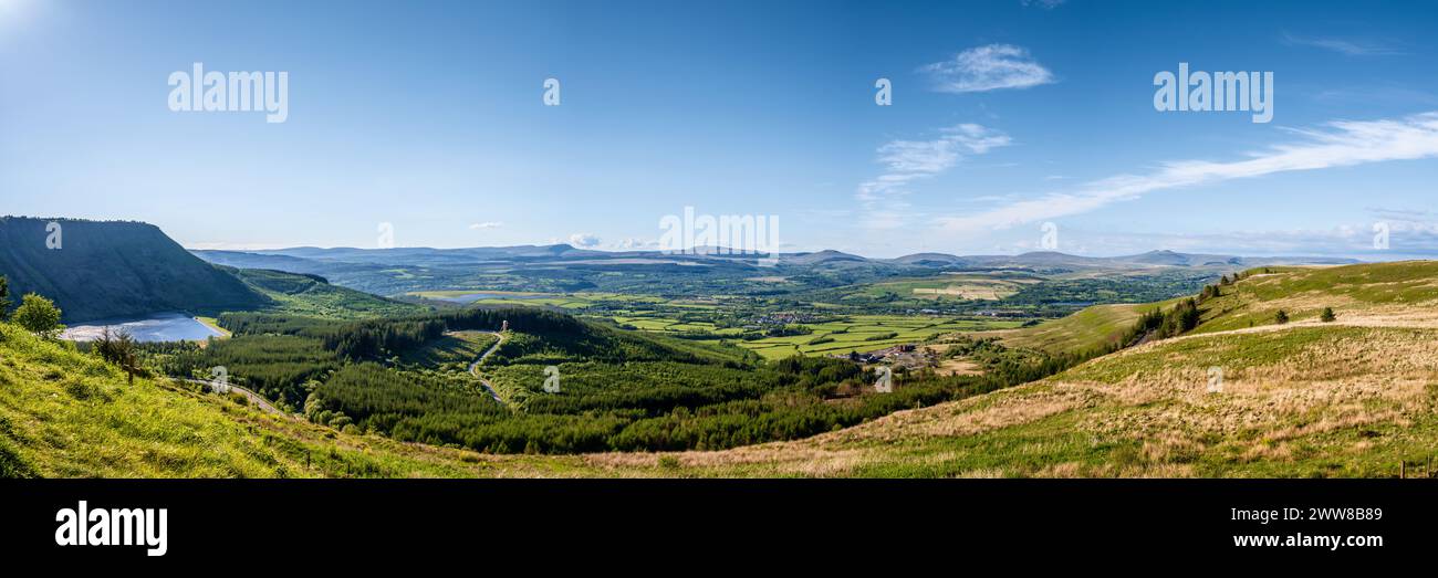 Brecon Beacons von Rhigos Viewpoint, Wales, Großbritannien Stockfoto