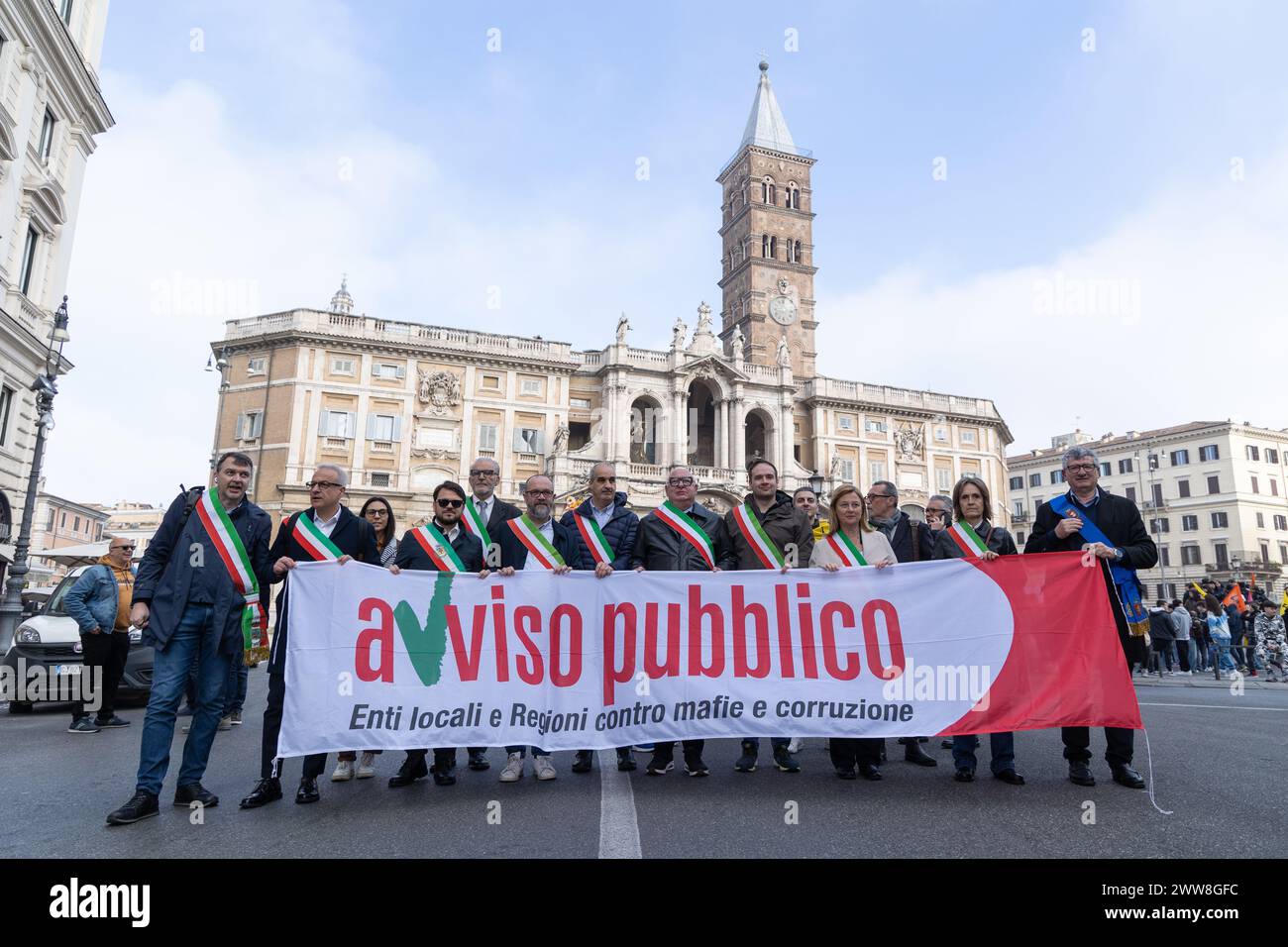 Rom, Italien. März 2024. Demonstration in der Via Merulana in Rom, organisiert von der Vereinigung 'Libera contro le Mafie' anlässlich des Tages des Gedenkens und Engagements zum Gedenken an die Opfer der Mafia (Foto: Matteo Nardone/Pacific Press/SIPA USA) Credit: SIPA USA/Alamy Live News Stockfoto