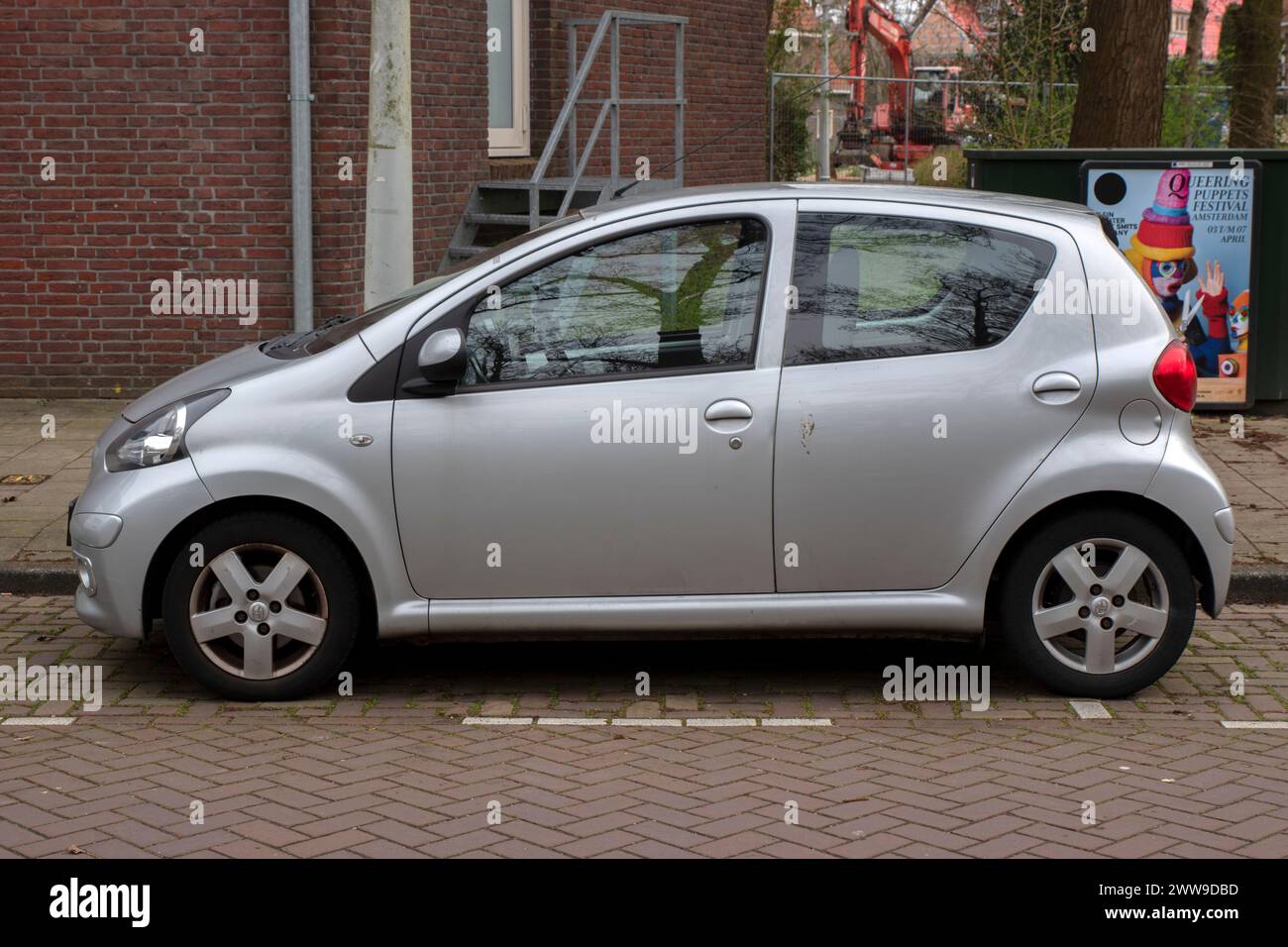 Ein Toyota Aygo Auto in Amsterdam, Niederlande 17-3-2024 Stockfoto