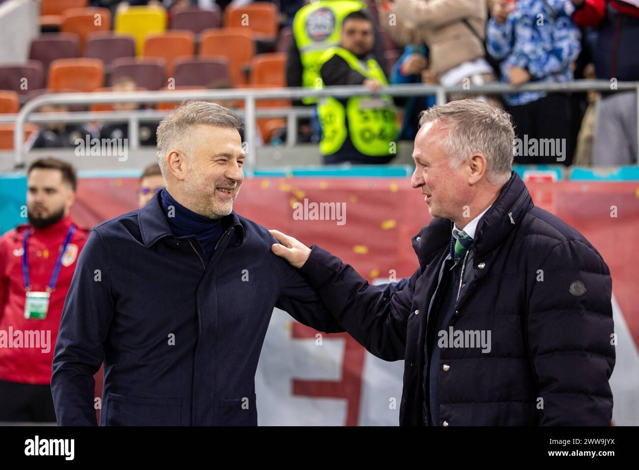 Rumänien-Manager Eduard Iordanescu und Nordirland-Manager Michael O'Neill, während des Internationalen Freundschaftsfußballspiels zwischen Rumänien und Nordirland am 22. März 2024 in der Arena Nationala in Bukarest, Rumänien - Foto Mihnea Tatu/DPPI Credit: DPPI Media/Alamy Live News Stockfoto