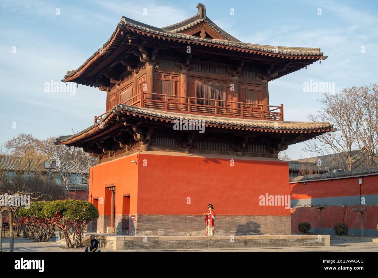 Der Glockenturm im Kaiyuan Tempel in Zhengding, Provinz Hebei, China. Stockfoto