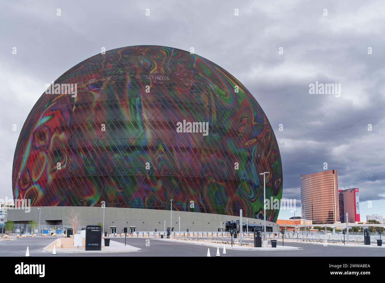 Sphere, auch Sphere im Venetian Resort, wird früh am Morgen vor einem bewölkten Himmel gezeigt. Stockfoto