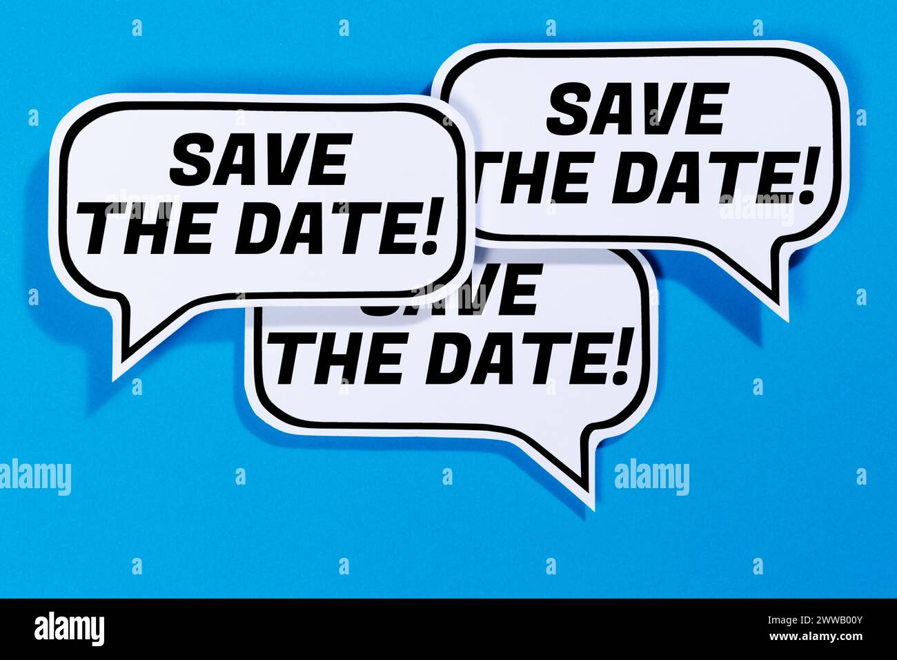 Speichern Sie das Datum der Einladungsnachricht in Sprechblasen Kommunikation Geschäftskonzept blau Stockfoto