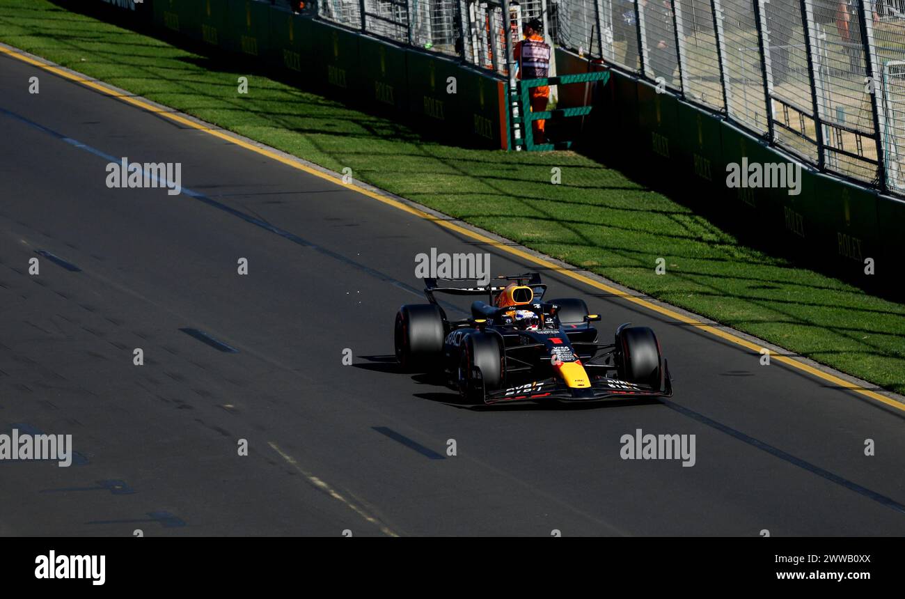 Melbourne, Australien. März 2024. Red Bull's Max Verstappen aus den Niederlanden tritt am 23. März 2024 im Albert Park in Melbourne, Australien, an der Qualifikation zum Formel-1-Grand Prix von Australien an. Quelle: Ma Ping/Xinhua/Alamy Live News Stockfoto