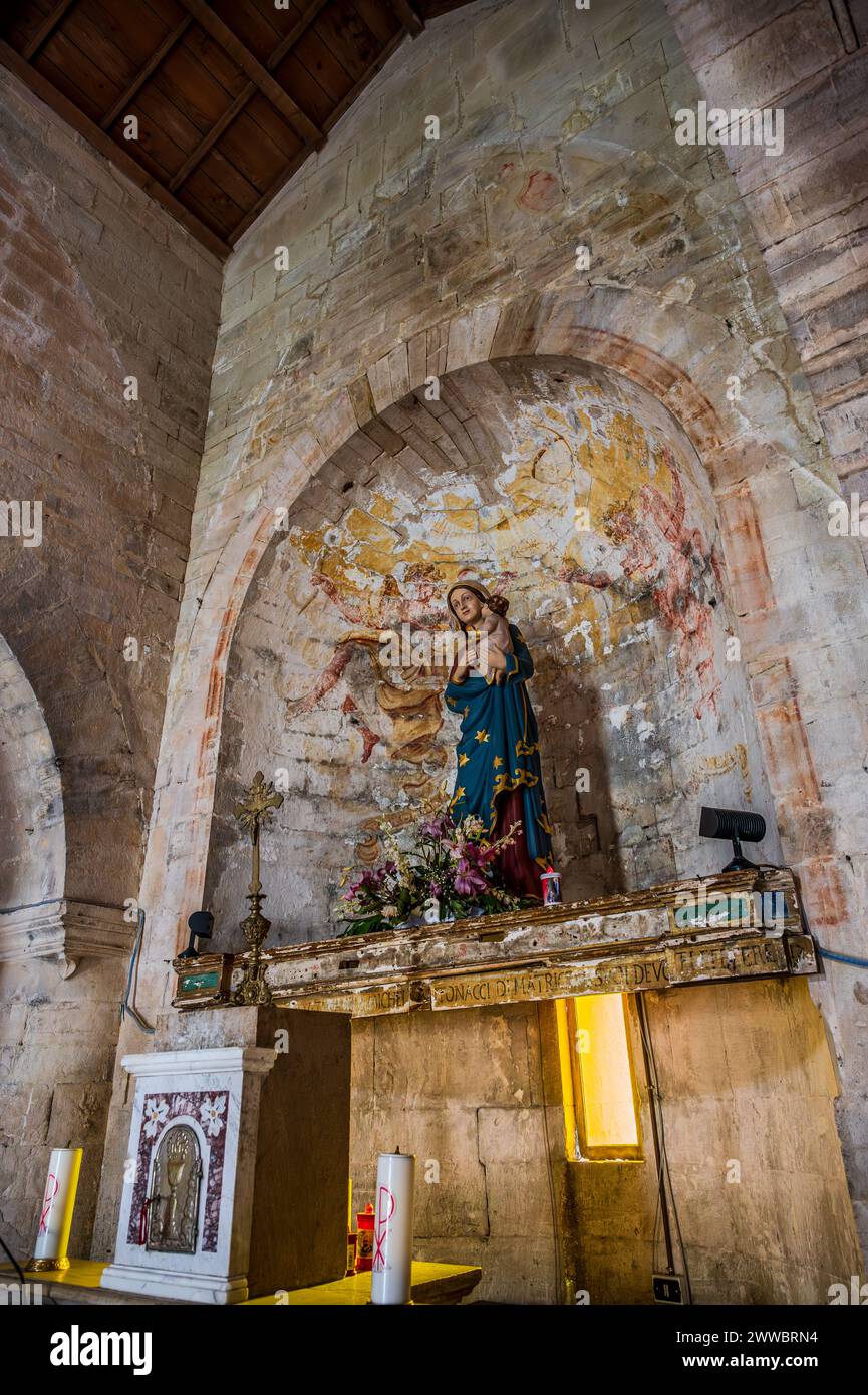 Es ist eine Abtei in der Gemeinde Matrice, Campobasso. Das Baudatum der Abtei ist nicht bekannt, aber sie wurde im August 1148 geweiht. Stockfoto