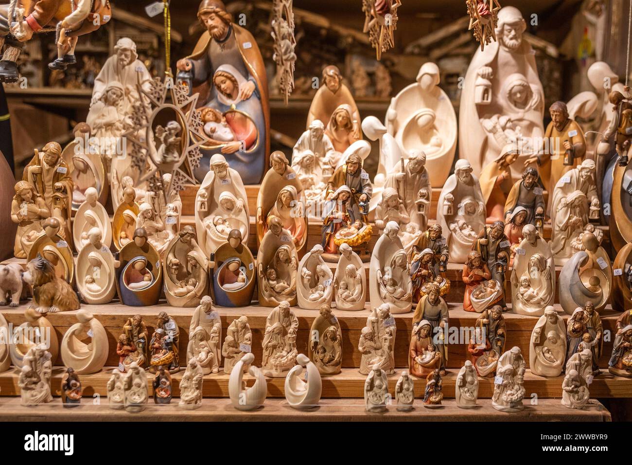 Krippenfiguren, Weihnachtsmarkt Stockfoto