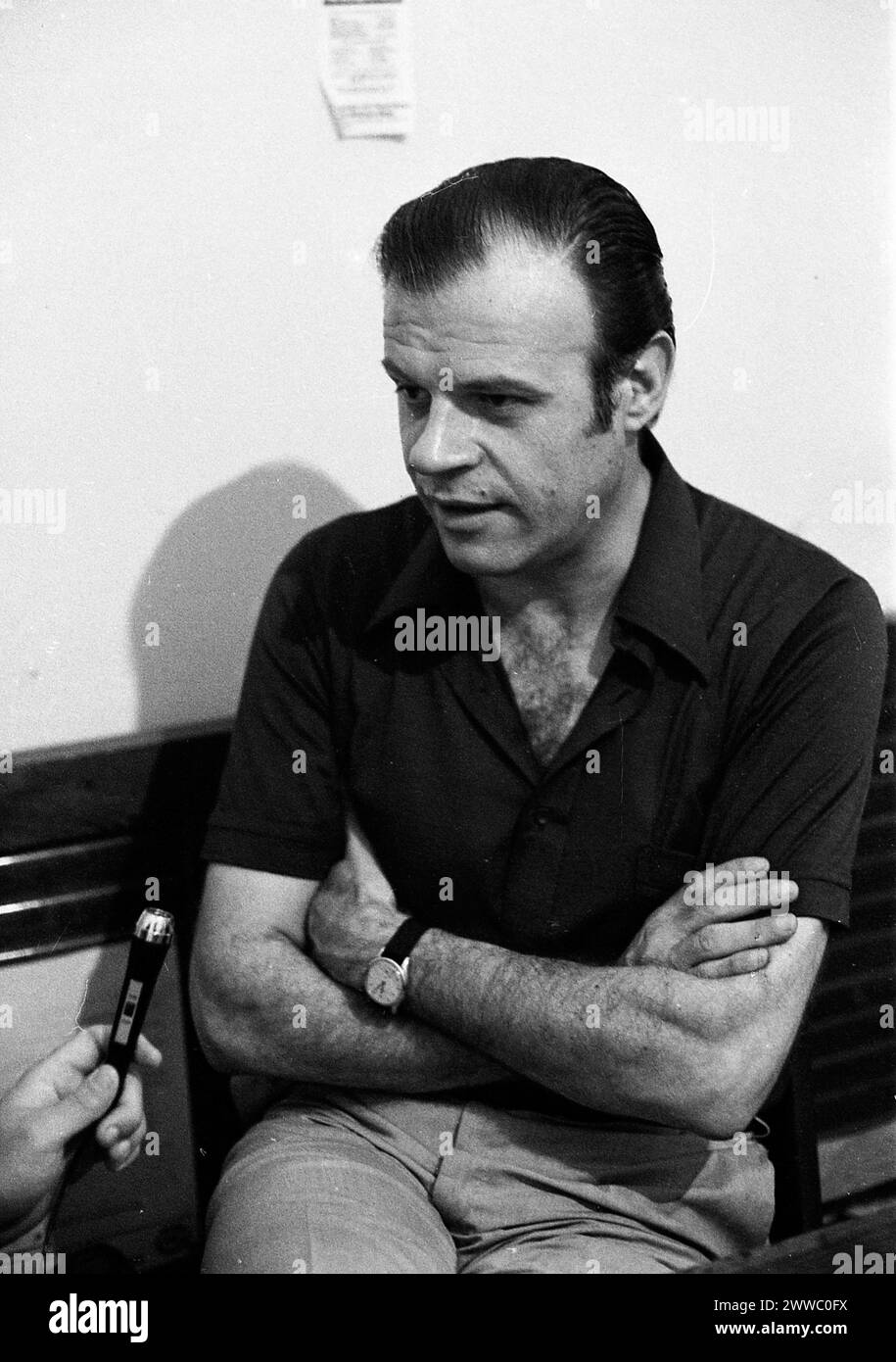 Der argentinische gewerkschaftsführer Agustín Tosco hält am 23. Februar 1973 eine Pressekonferenz im Asociación Argentina de Prensa (argentinischer Presseverband) in Buenos Aires. Stockfoto