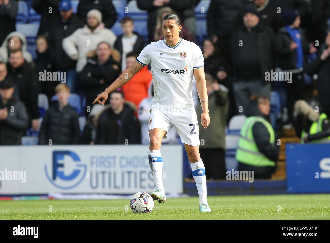 Birkenhead, Großbritannien. März 2024. Josef Yarney von den Tranmere Rovers. EFL Skybet Football League Two Match, Tranmere Rovers gegen Crawley Town im Prenton Park, Birkenhead, Wirral am Samstag, 23. März 2024. Dieses Bild darf nur für redaktionelle Zwecke verwendet werden. Nur redaktionelle Verwendung, .PIC von Chris Stading/ Credit: Andrew Orchard Sportfotografie/Alamy Live News Stockfoto