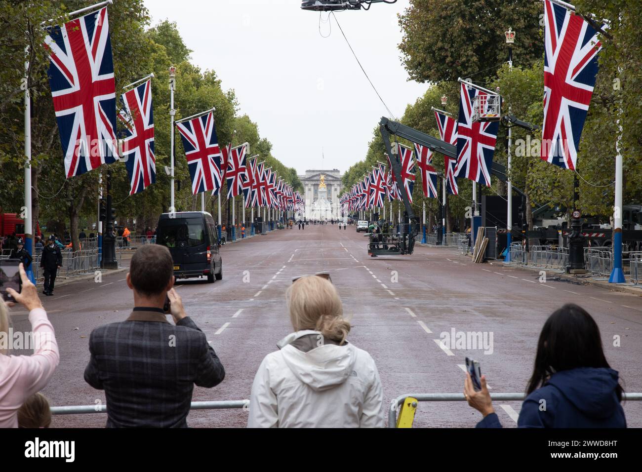 Vorbereitungen für die Beerdigung von Königin Elisabeth II. In der Mall Stockfoto