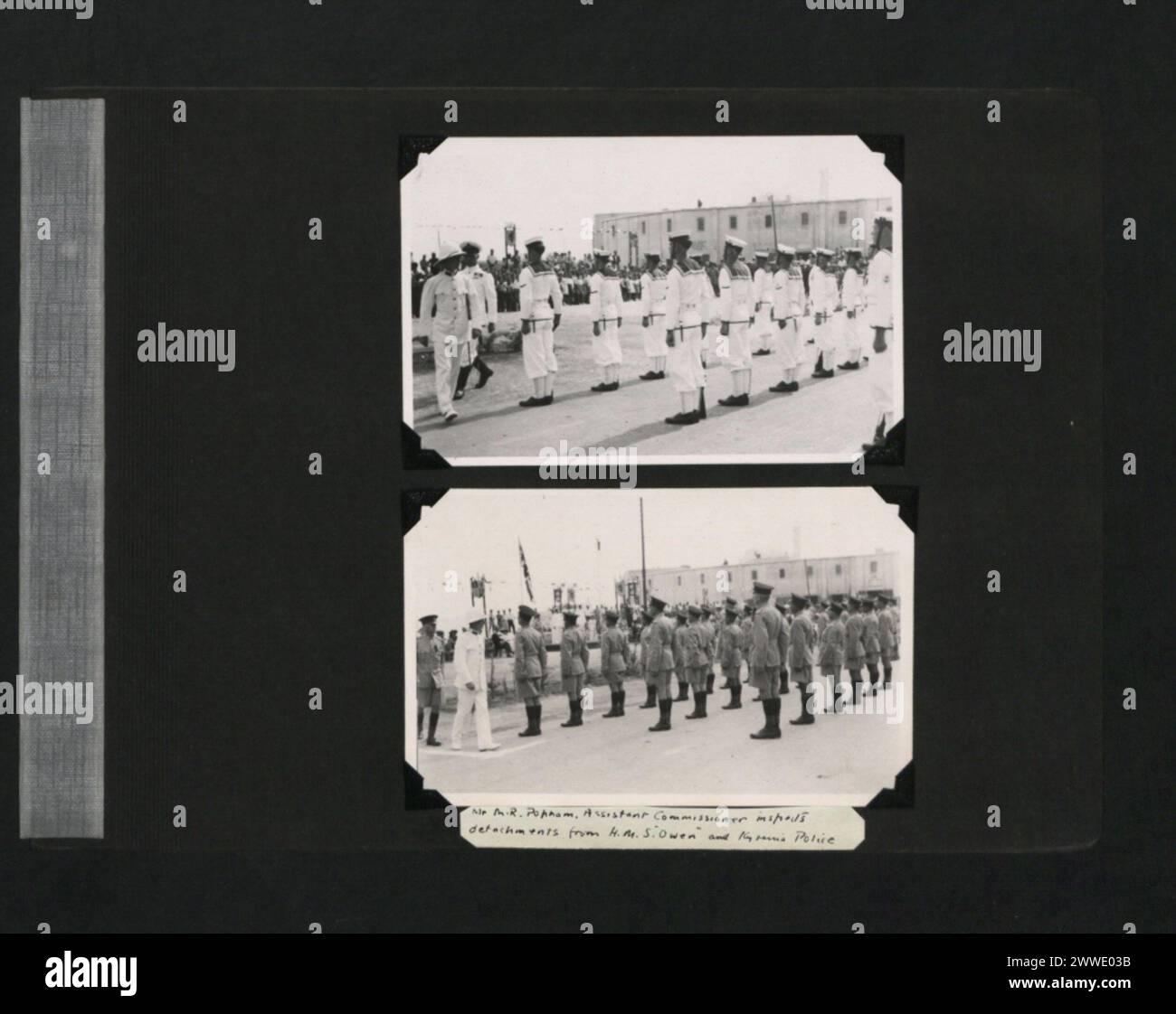 Im Juni 1953 inspizierte der stellvertretende Kommissar M.R. Popham in Kyrenia, Zypern, Abtruppierungen von H.M.S. Owen und der Kyrenia Polizei. Stockfoto