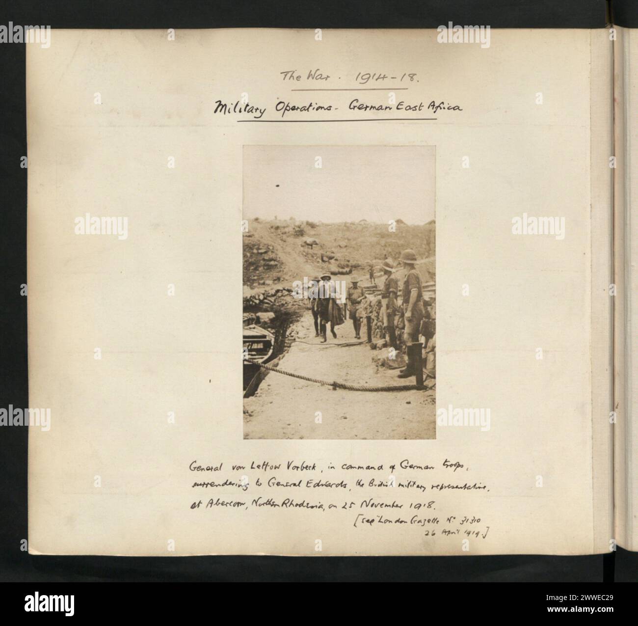 Am 25. November 1918 kapitulierte General von Lettow-Vorbeck in Abercorn, Nordrhodesien, dem britischen General Edwards. Stockfoto