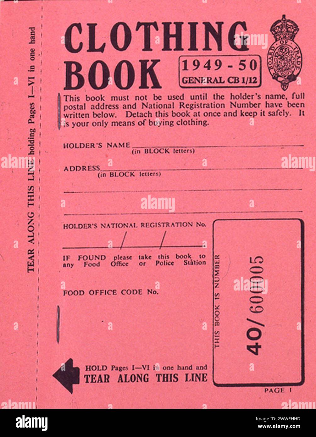 In den 1940er Jahren benutzten britische Bürger Rationsbücher mit Gutscheinen für Lebensmittel und Kleidung. Die Bekleidungsrationierung begann 1941 und dauerte acht Jahre, um Stoff- und Produktionskapazitäten für den Krieg zu erhalten. Stockfoto