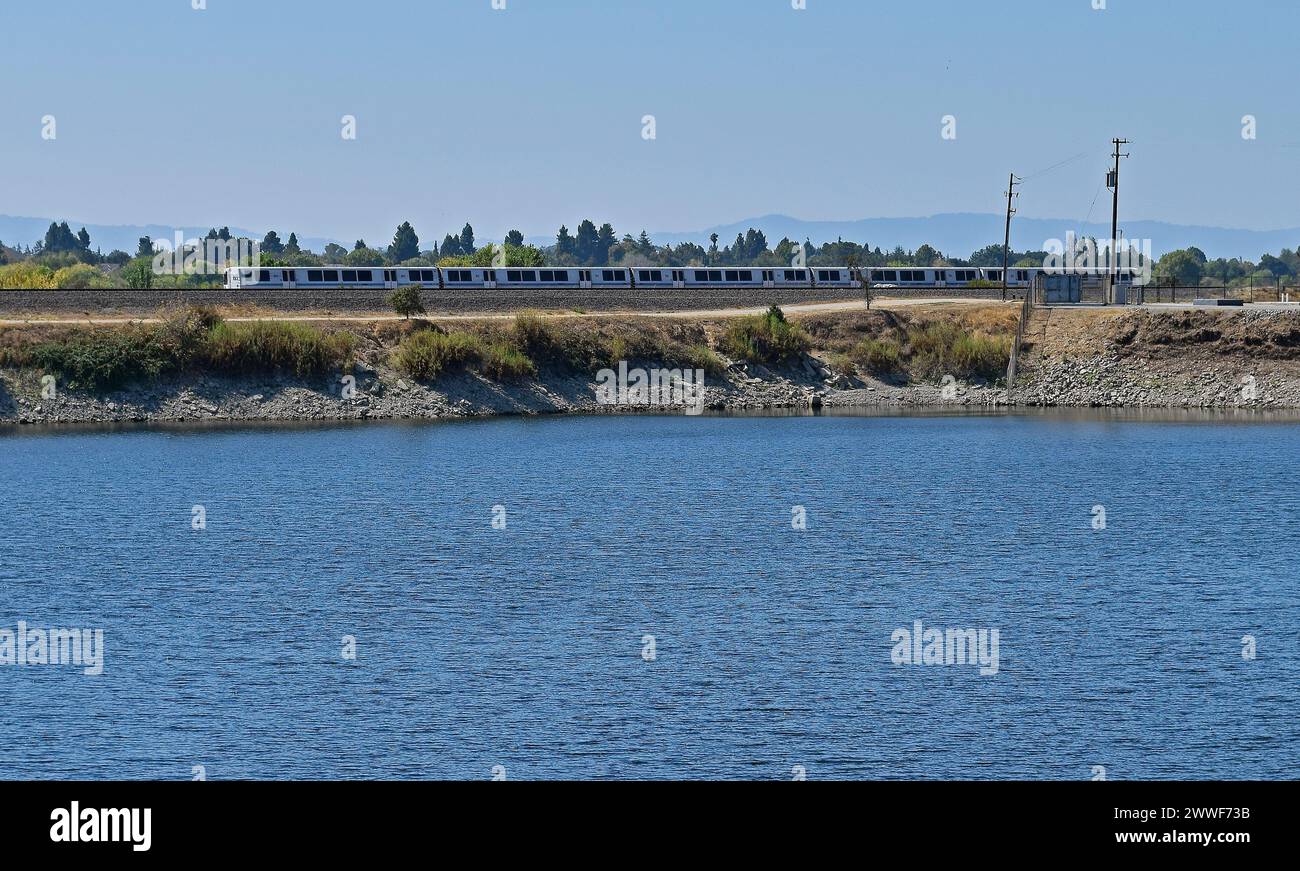 Bay Area Rapid Transit, BART, Zug in Alameda County, Kalifornien Stockfoto