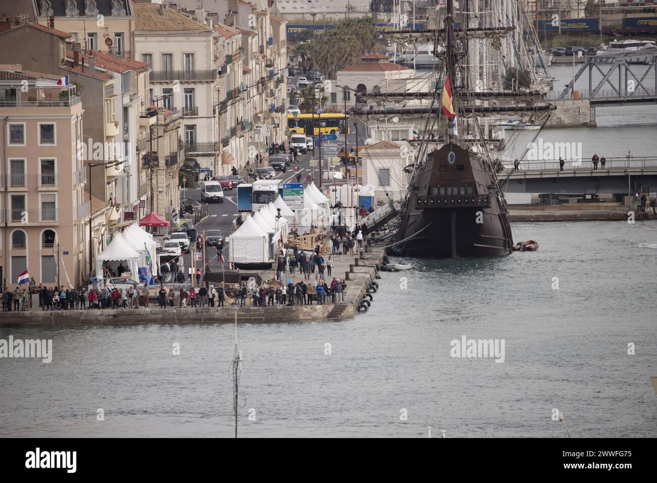 Sete, Frankreich. April 2022. Die NAO Victoria kommt auf der Escale à Sete an, dem ersten Seeverkehrstreffen in Sete, Frankreich Stockfoto