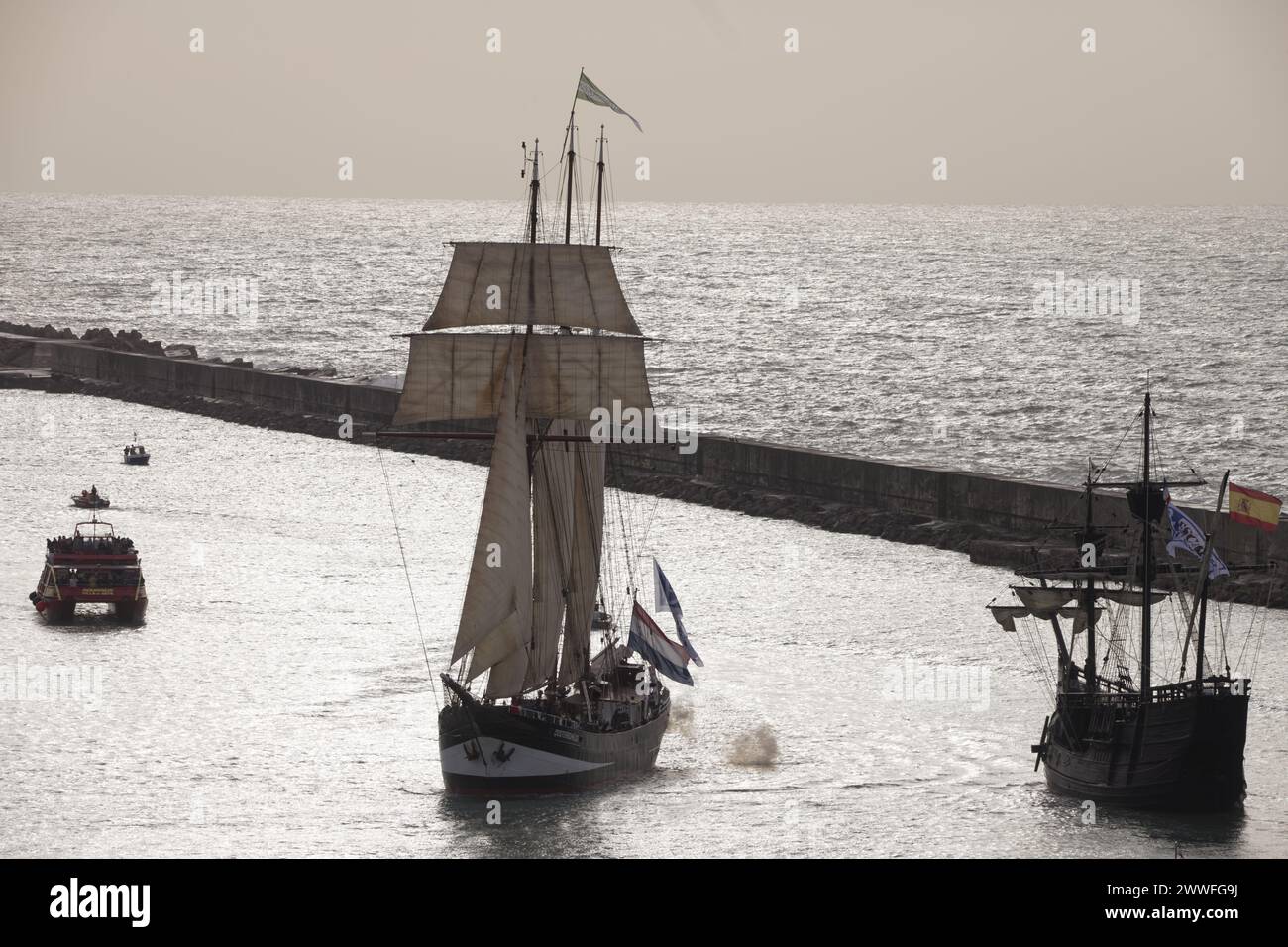 Sete, Frankreich. 12. April 2022. Die Oosterschelde und die NAO Victoria kommen am Escale à Sete an, dem ersten maritimen Treffen in Sete, Frankreich Stockfoto