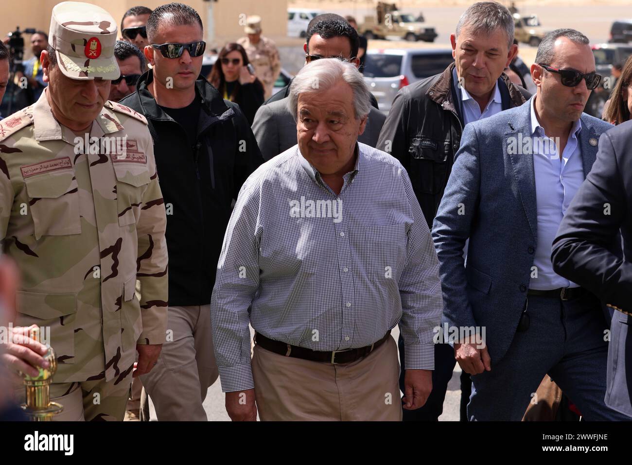 Rafah Crossing. März 2024. Der Generalsekretär der Vereinten Nationen, Antonio Guterres, besucht am 23. März 2024 die ägyptische Seite des Grenzübergangs Rafah. Guterres wiederholte seinen Aufruf zu einem sofortigen Waffenstillstand in der belagerten palästinensischen Enklave. Quelle: Mohamed Ahmed/Xinhua/Alamy Live News Stockfoto