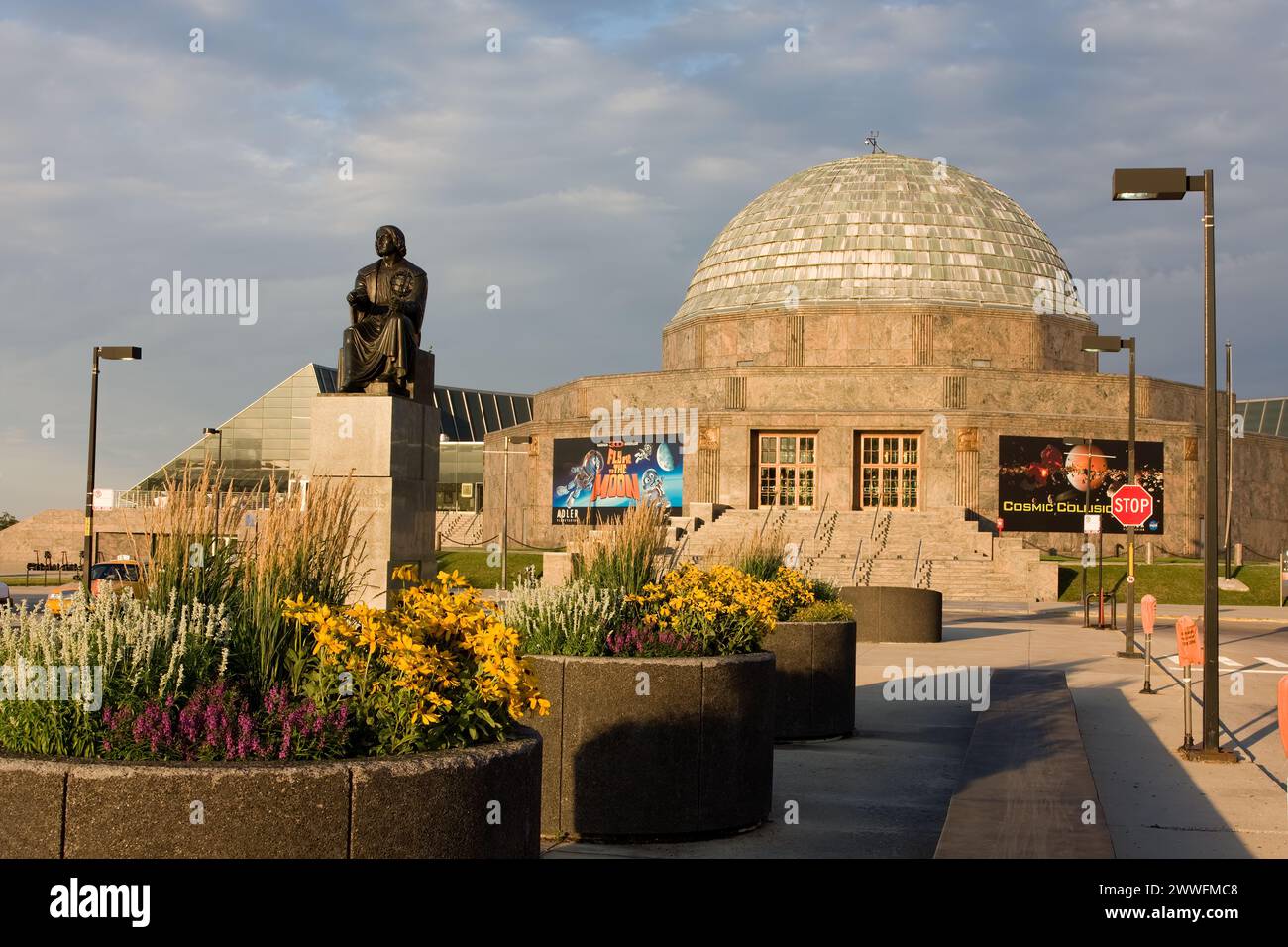 Chicago, Illinois - Adler Planetarium, Kopernicus-Statue. Stockfoto