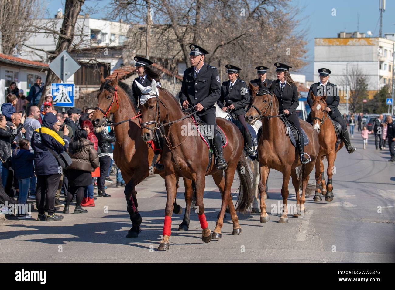 Sofia, Bulgarien - 23. März 2024: PferdeOstern oder Theodore-Tag in Bulgarien, auch bekannt als PferdeOstern, gefeiert am ersten Samstag der Fastenzeit. Moun Stockfoto