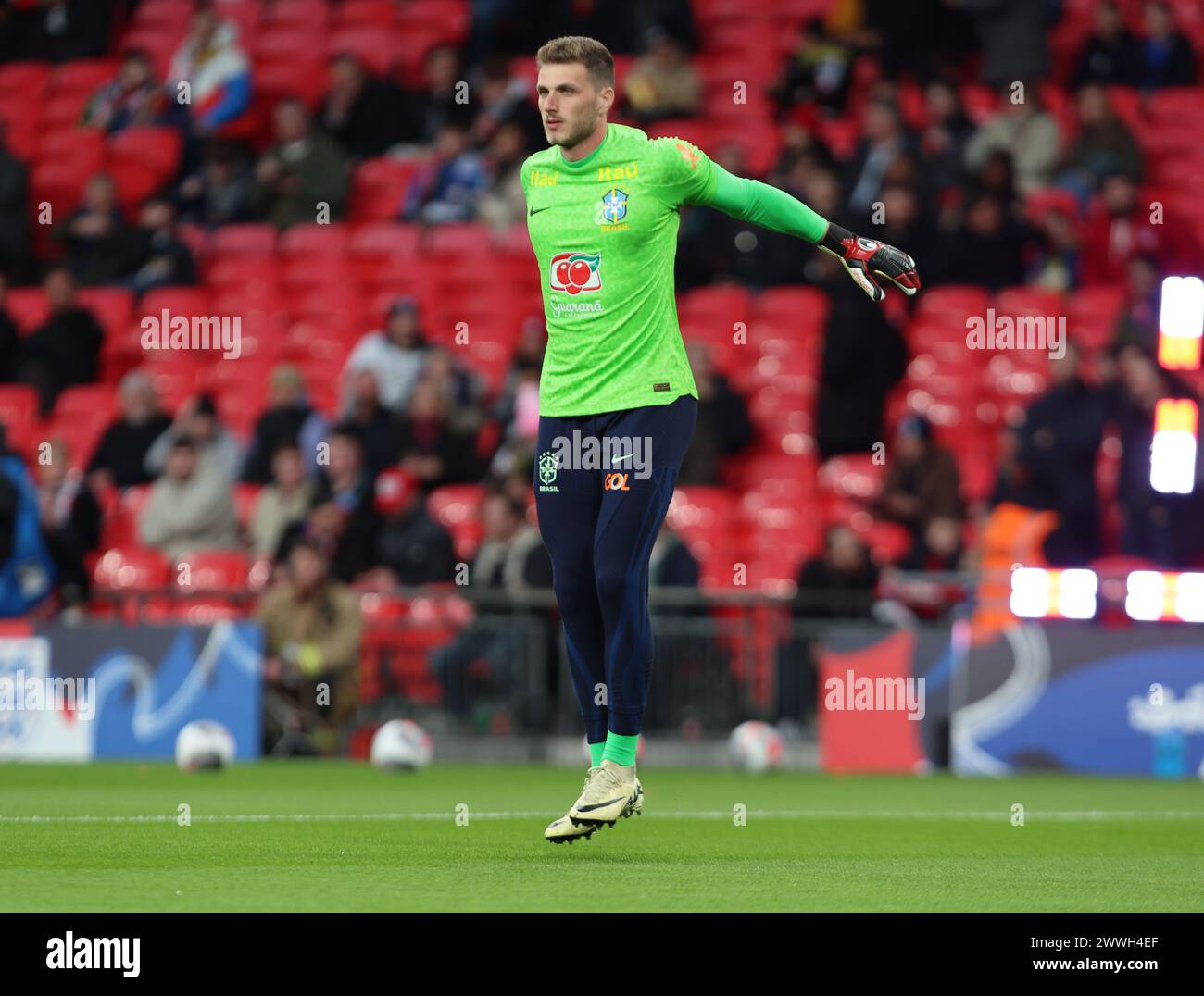 Bento (Athletico Paranaense) aus Brasilien während der Vorbereitungsphase während des internationalen Freundschaftsfußballspiels zwischen England und Brasilien in Wembley Stockfoto