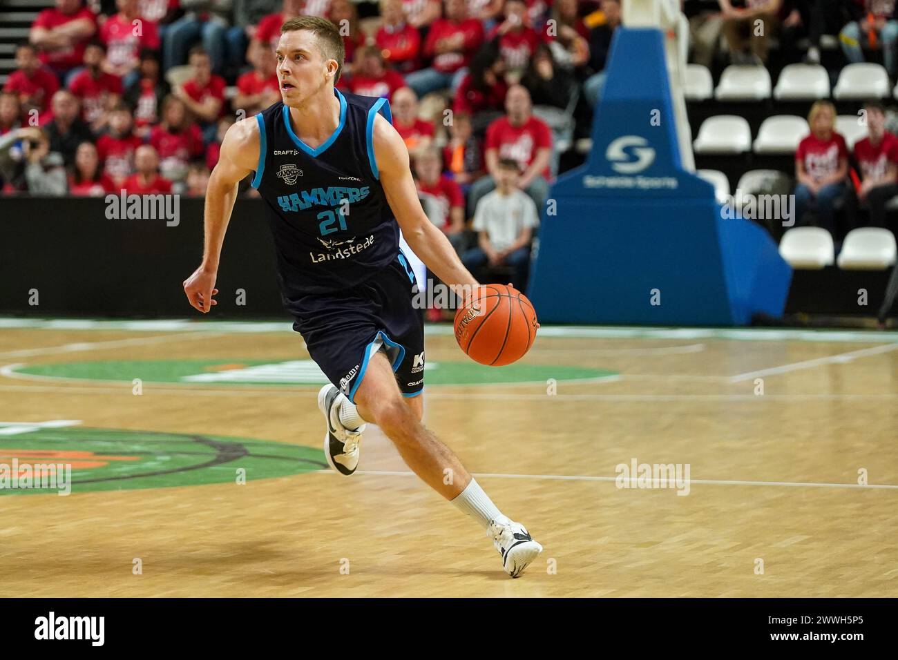 Almere, Niederlande. März 2024. ALMERE, NIEDERLANDE - 24. MÄRZ: Ruben Bos von Landstede Hammers beim Endspiel des TOTO Basketball Cup zwischen Heroes den Bosch und Landstede Hammers im Topsportcentrum am 24. März 2024 in Almere, Niederlande. (Foto von Andre Weening/Orange Pictures) Credit: Orange Pics BV/Alamy Live News Stockfoto