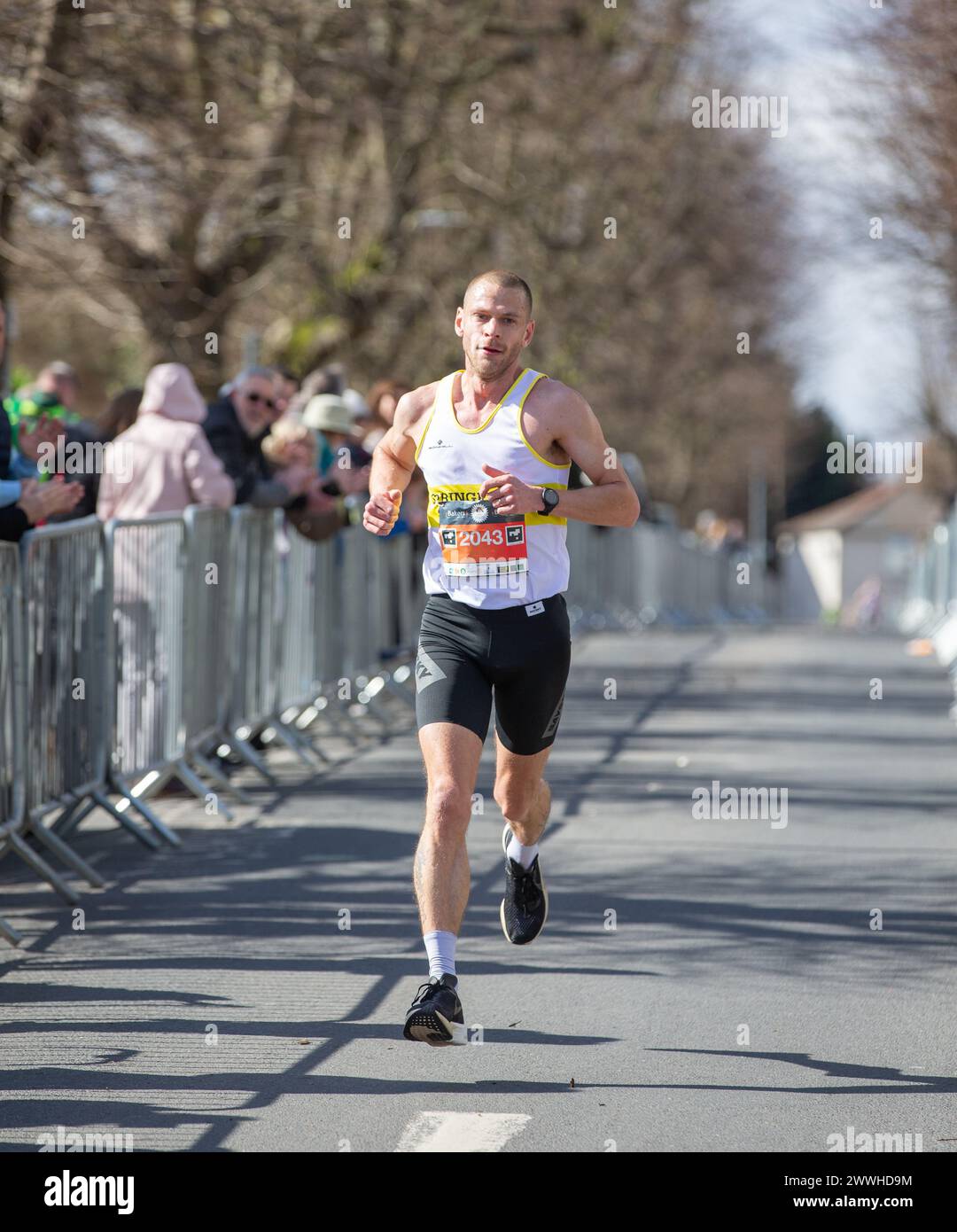 Brentwood, Essex 24. März 2024 Halbmarathon dieses großartige Ereignis in Brentwood Essex im 42. Jahr. Im Laufe der Jahre hat die Veranstaltung mehrere Millionen Pfund für wohltätige Zwecke gesammelt. Guthaben: Richard Lincoln/Alamy Live News Stockfoto